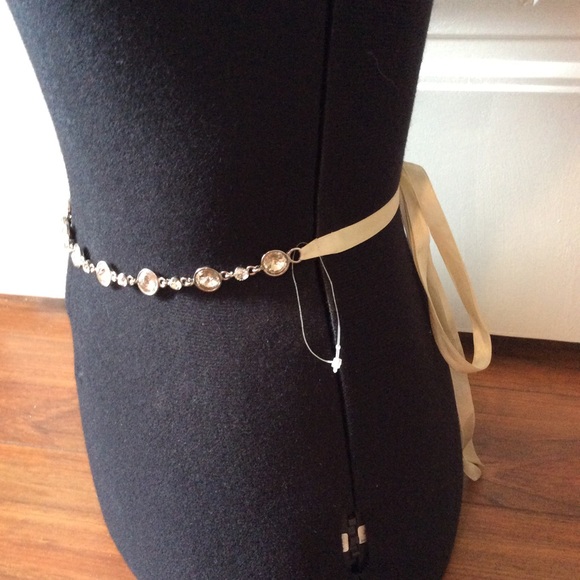 CLEARANCE ‼️ NWT David's Bridal Belt - Picture 3 of 7